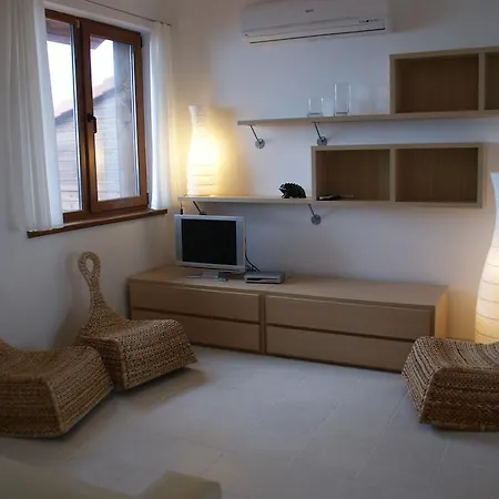 Saint Thomas Residences Penthouse Ikar 241